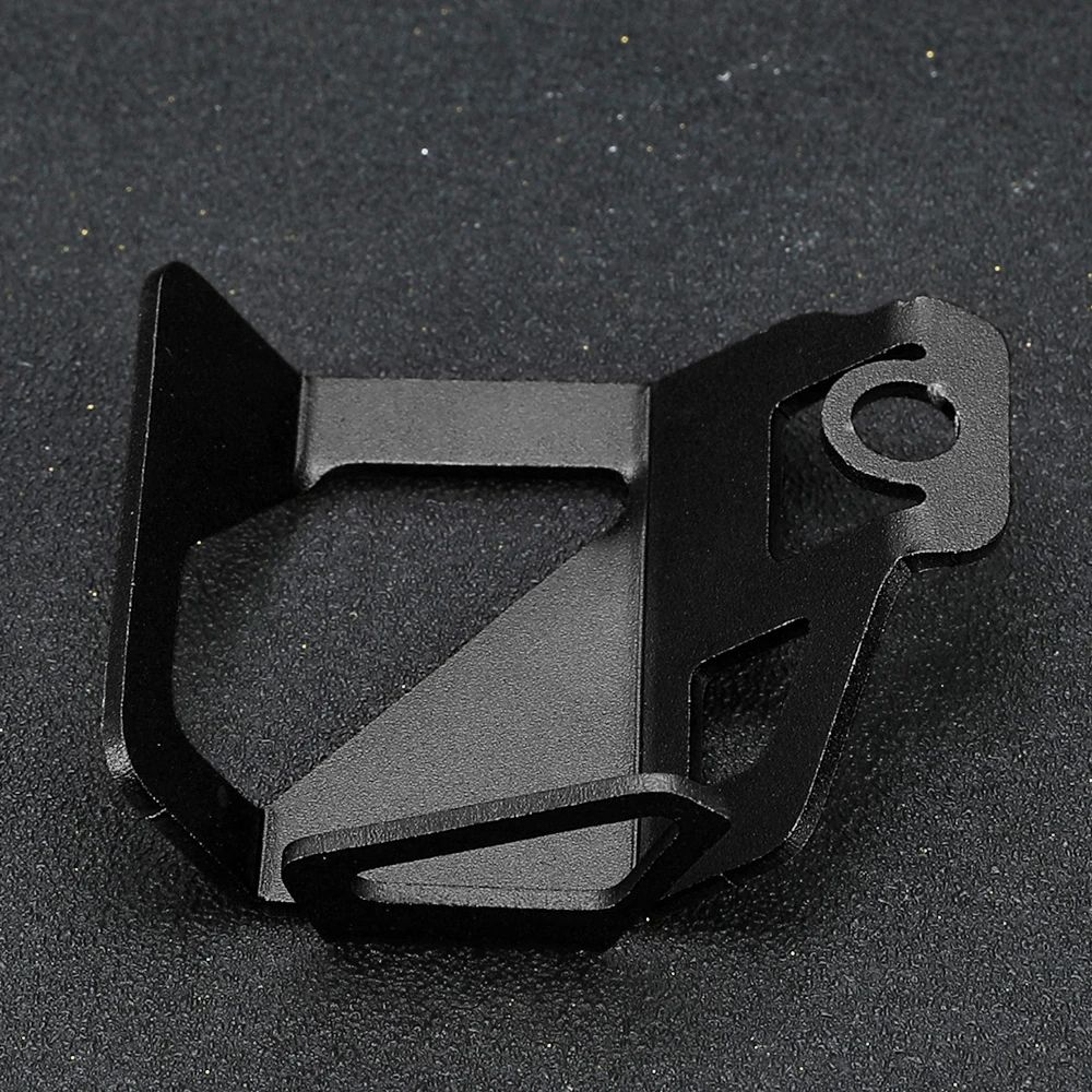 

Reservoir Guard Cover Protector For SUZUKI GSR gsr 400 GSR400 Rear Brake Pump Fluid Tank Oil Cup 2008-2012 2013 2011 2010 2009