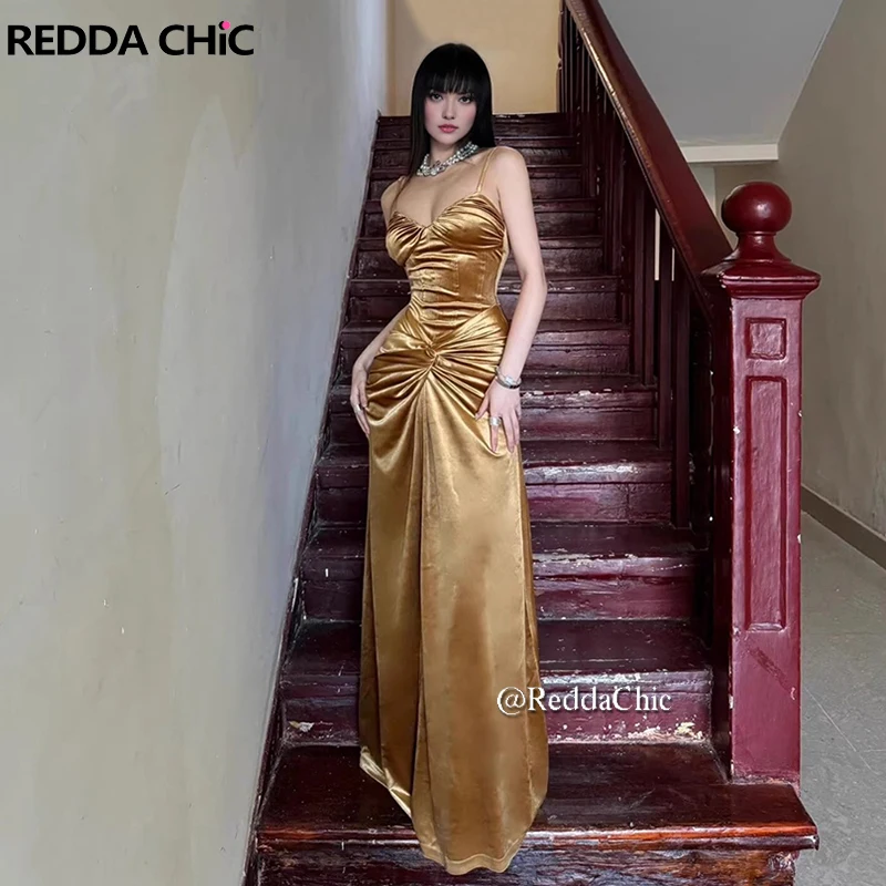 ReddaChic สวยสง่างามกํามะหยี่สีทองชุดราตรีผู้หญิงแขนกุด V คอ Ruched Slim Maxi ยาว One-piece Cami ชุดพรรคชุด