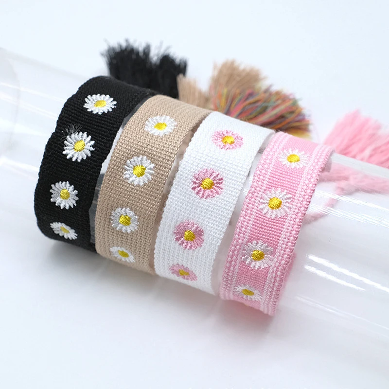 Fashion Bohemian Daisy Flower Embroidery Bracelet Handmade Lace Up Adjustable Weave Cotton Fabric Bracelets Wristbands Jewelry