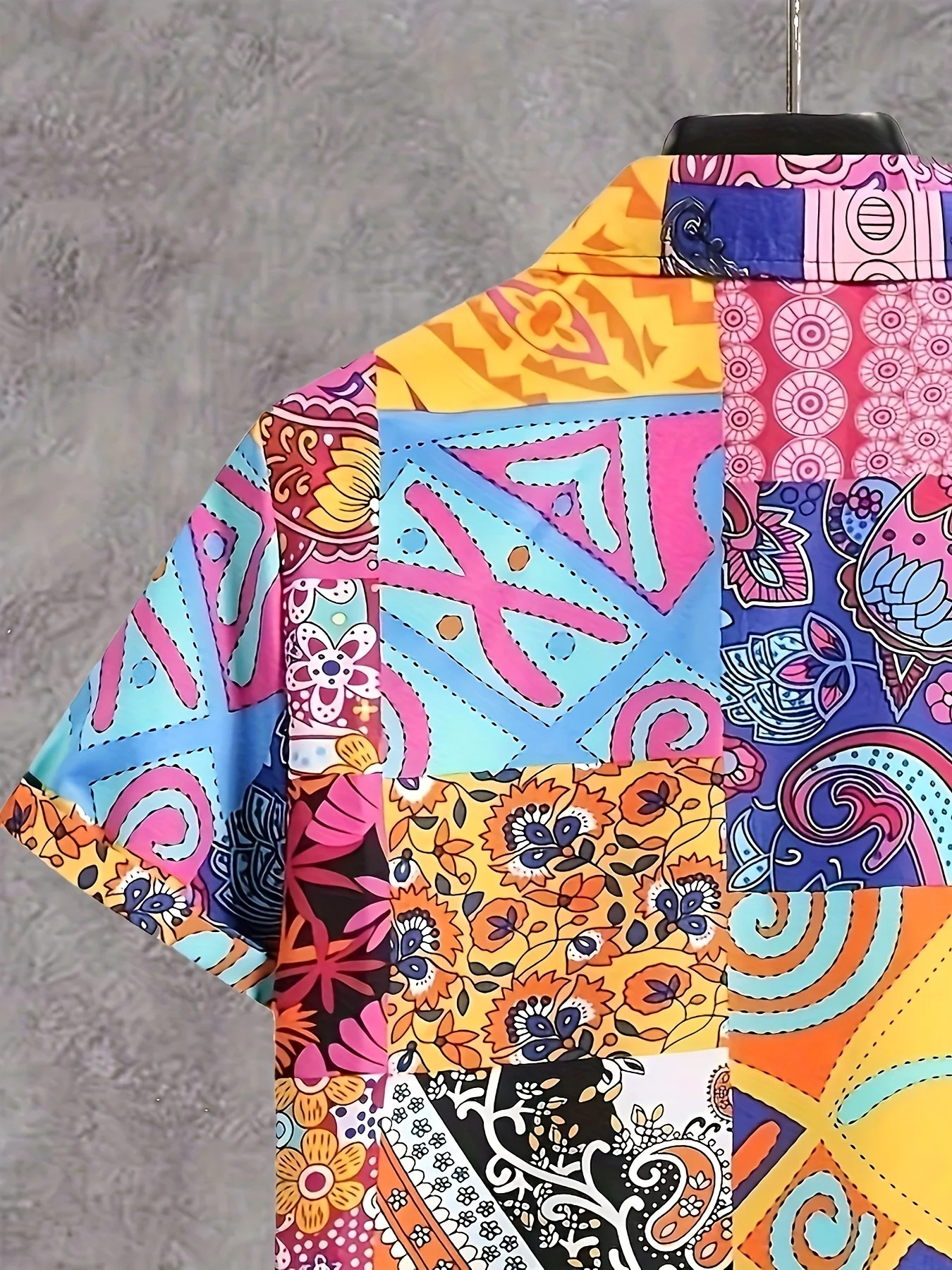 Camisa masculina casual de manga curta primavera, verão e outono com estampa patchwork paisley, adequada para feriados e passeios casuais