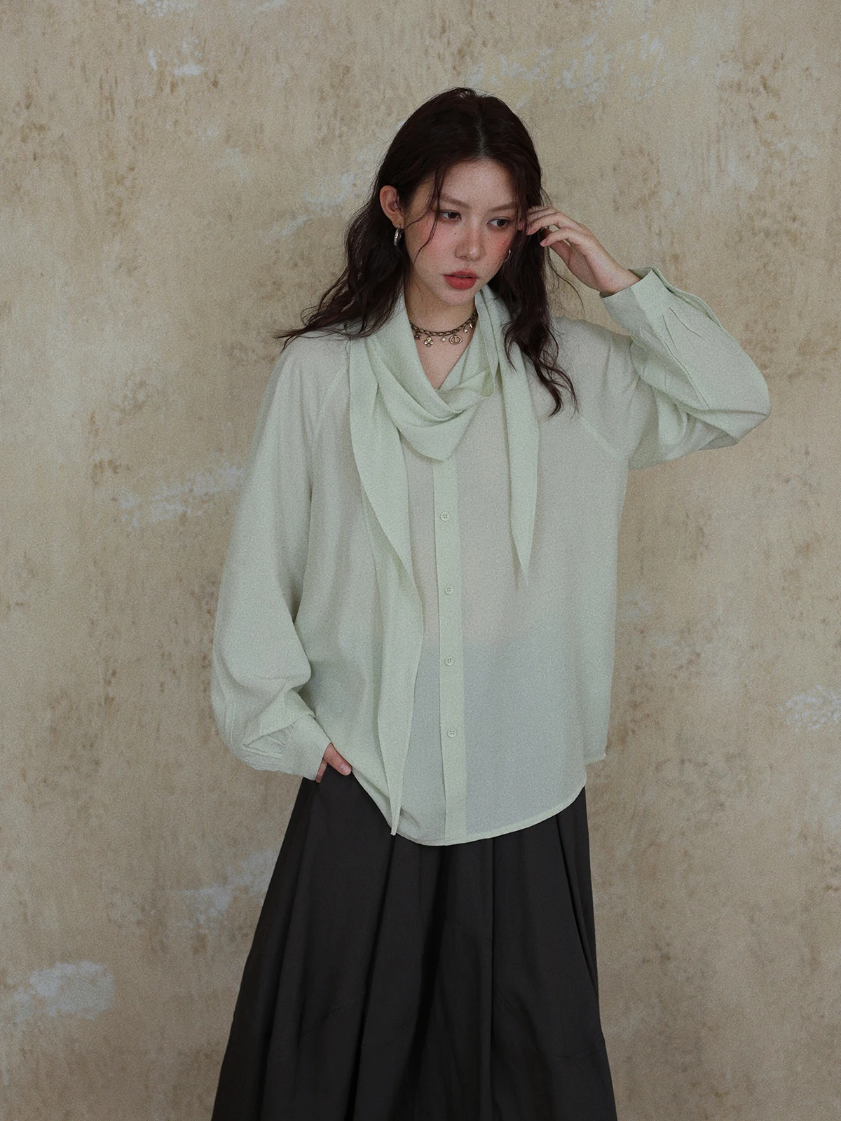 

Dr Larsele Fabric Long Sleeve Shirt Women Spring Loose Fit Slimming Necktie Design Overhead Style Fashion Sensation