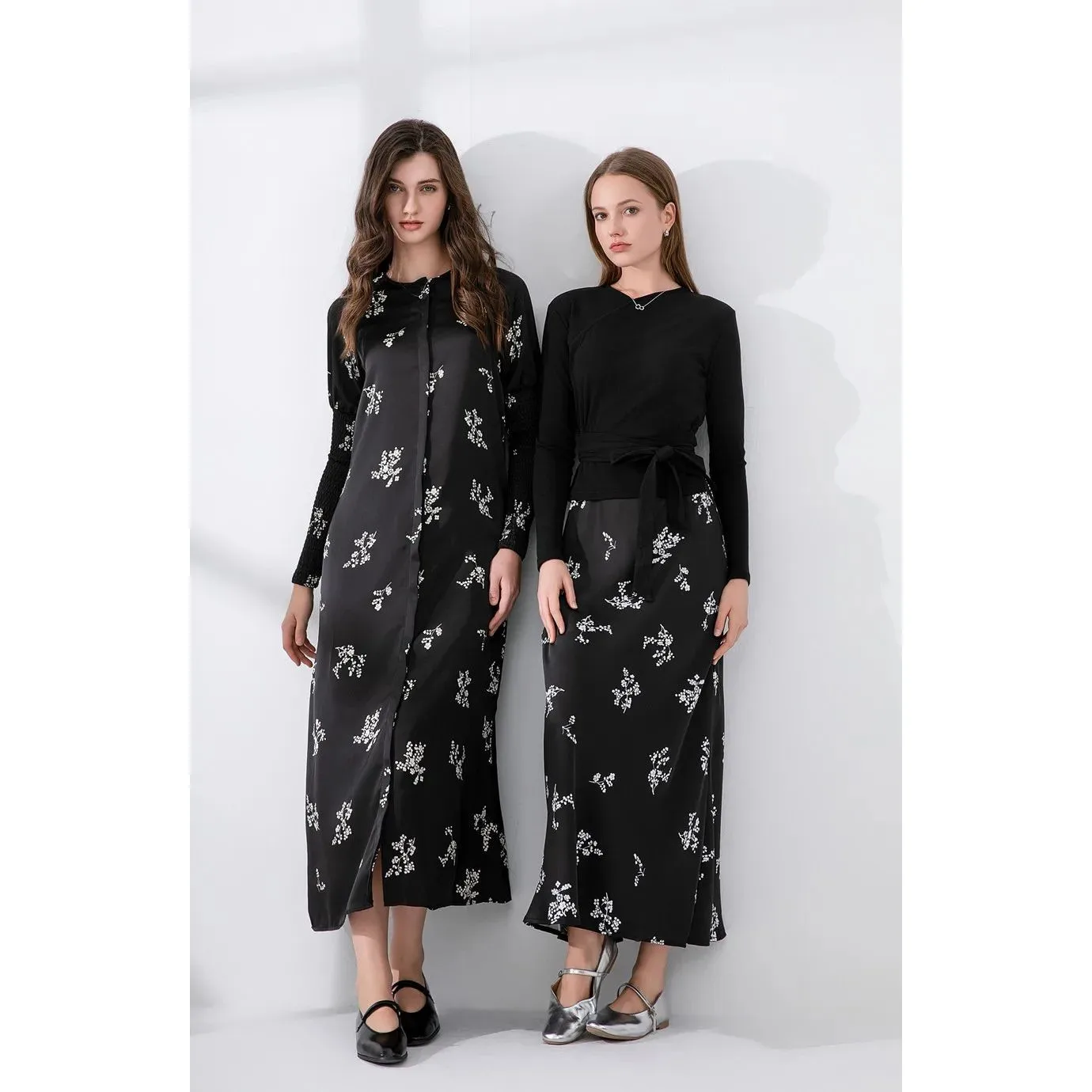 Abito da Donna in Raso con Bottoni 2024, Design Elegante e Alla Moda, Vestito Universale per Tutte le Stagioni