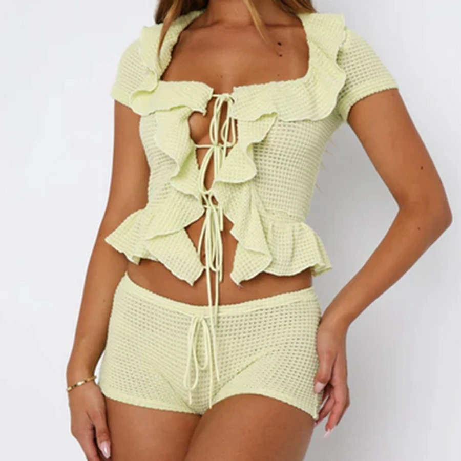 女性夏中空ショーツ衣装無地フリルタイアップフロント半袖かぎ針編みトップスショーツ 2 個服セット