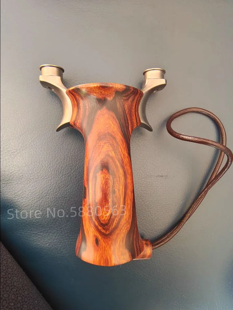 New Traditional Hunting Slingshot High Quality Titanium Alloy Shooting Catapult Noble Solid Wood Handle with Rubber Band