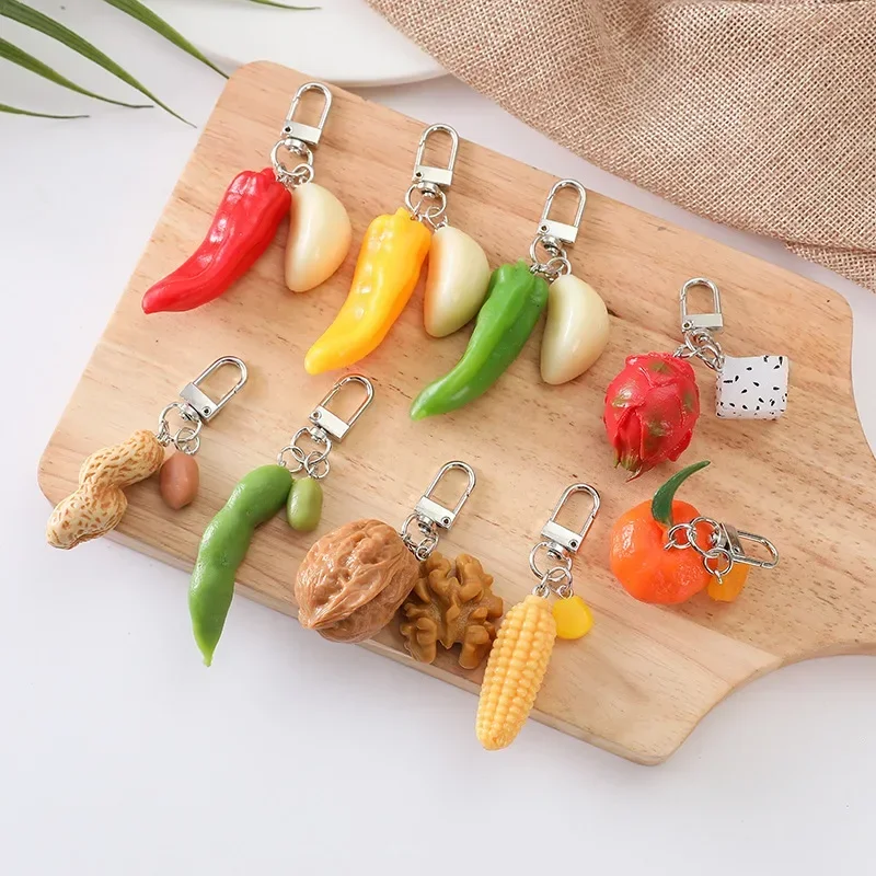 1pc Car Keyring Simulated Garlic Keychain Food Model Pendant Accessories Creative Ornaments for Party Gift Kids Bag Decors Adorn