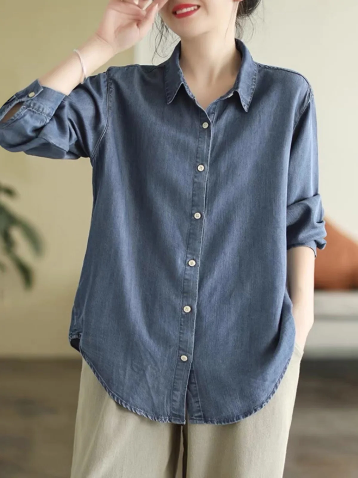 الأزرق الحرير الدنيم irt المرأة ربيع الخريف فضفاضة عارضة طبقات طوق طويل Sve لون نقي زر حتى أعلى