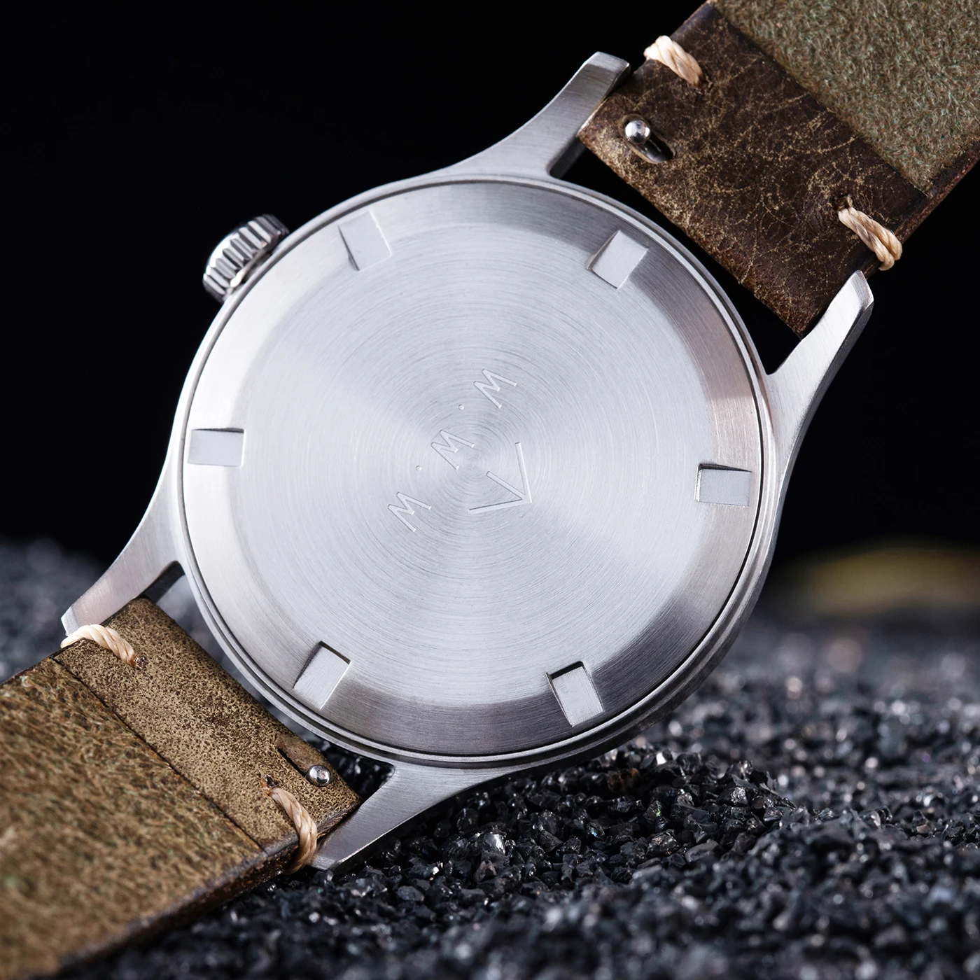 Jam Tangan Militer Pria yang Dapat Dikustomisasi, Kaca Lengkung K1 Mineral, BGW9&C3 Dual-Color Lume VD78, Logo yang Dapat Disesuaikan, Jam Tangan Retro Quartz.