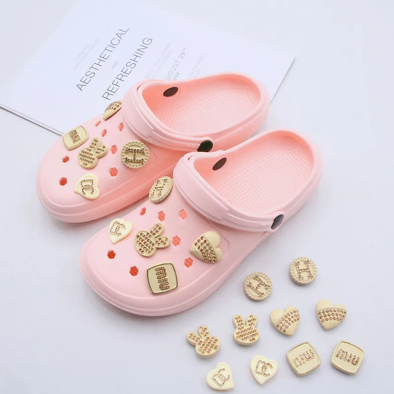 New Hole Shoe Charms for DIY Rabbit diamond cartoon Shoe Buckle Decoration for Shoe Charm Accessories Kids Party Gift