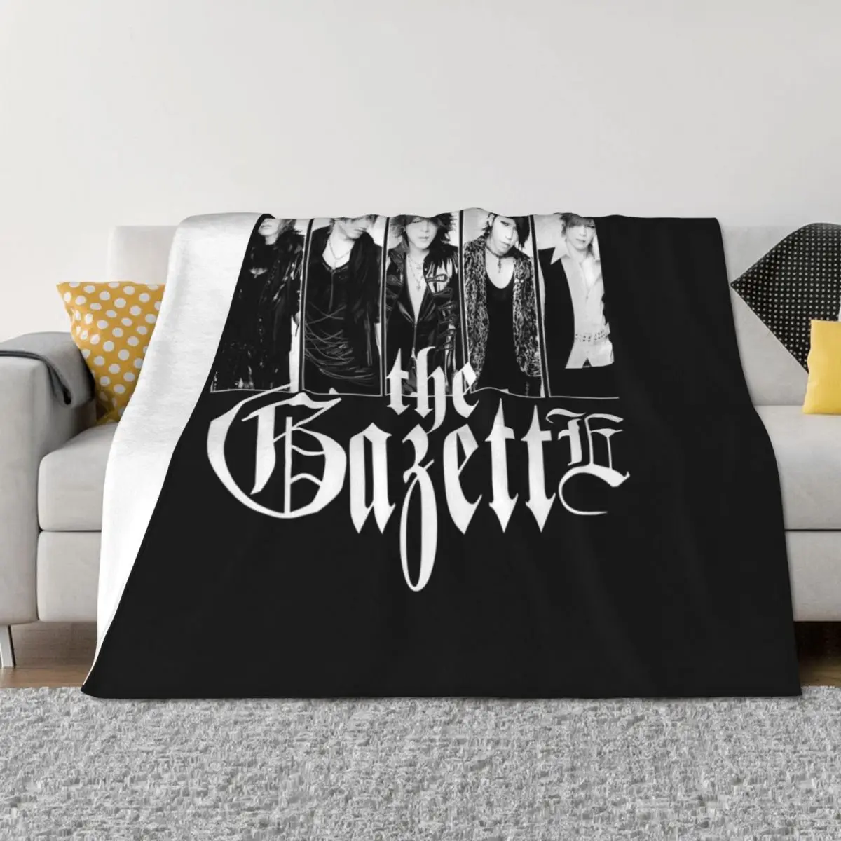 

The Gazette Japan Rock Band T-shirt classique Throw Blanket Plaid on the sofa halloween Soft Big Giant Sofa Blankets