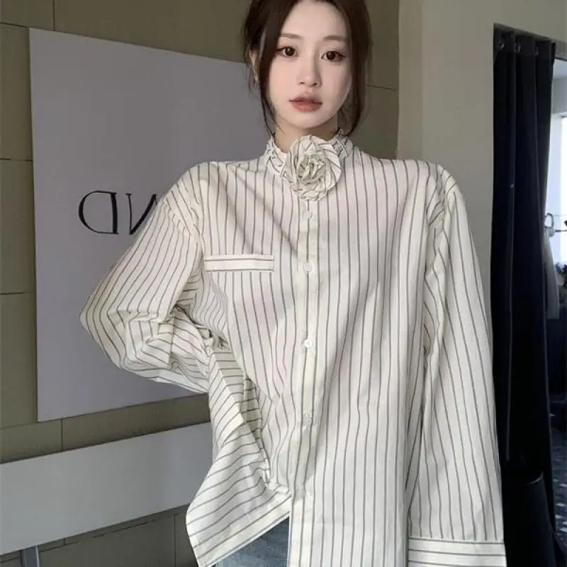 2024 Spring Loose Striped Top Female Elegant Fashion Loose Shirts Woman Luxury Casual Flowers Collor Blouse For Women Vc36