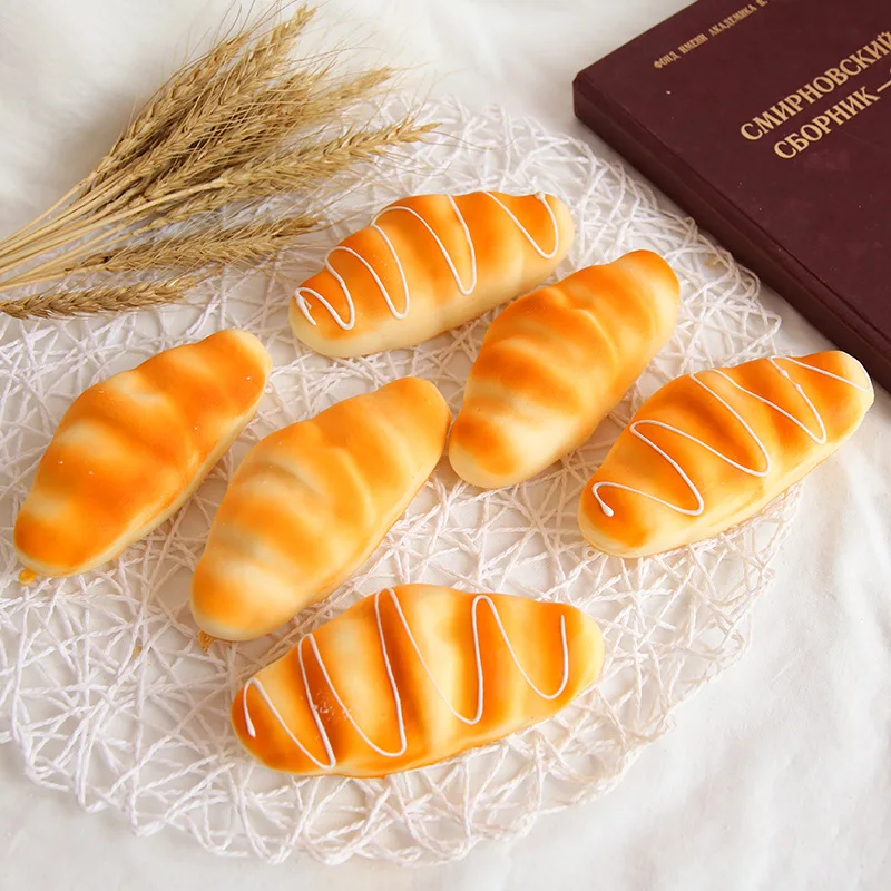 Realistische Brotform-Dekorationen, Künstliche Lebensmittel-Ornamente für Heimküchen-Präsentation/Party-Dekoration - Simulierte Bäckerei-Requisiten