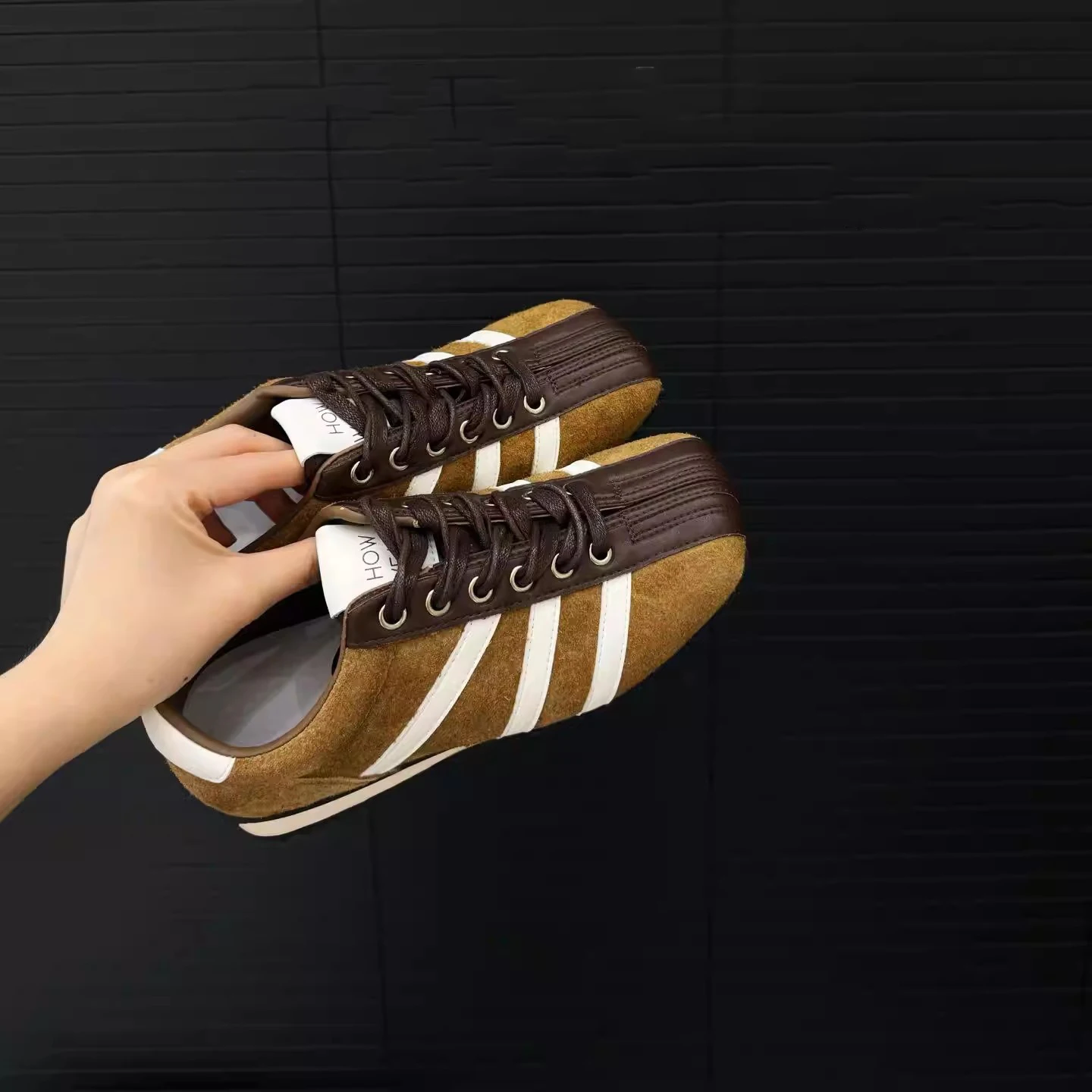 

Новинка! Горячая распродажа: Легкие и прочные прогулочные кроссовки 2026 года. Профессиональная нескользящая обувь премиум-класса для повседневной носки.