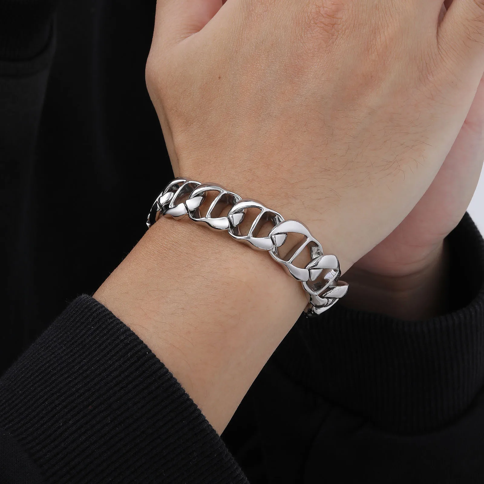 

Chunky Chain Bracelets for Men Boys,Silver Color Stainless Steel Chain Link Wristband,Anniversary Father's Day Gifts