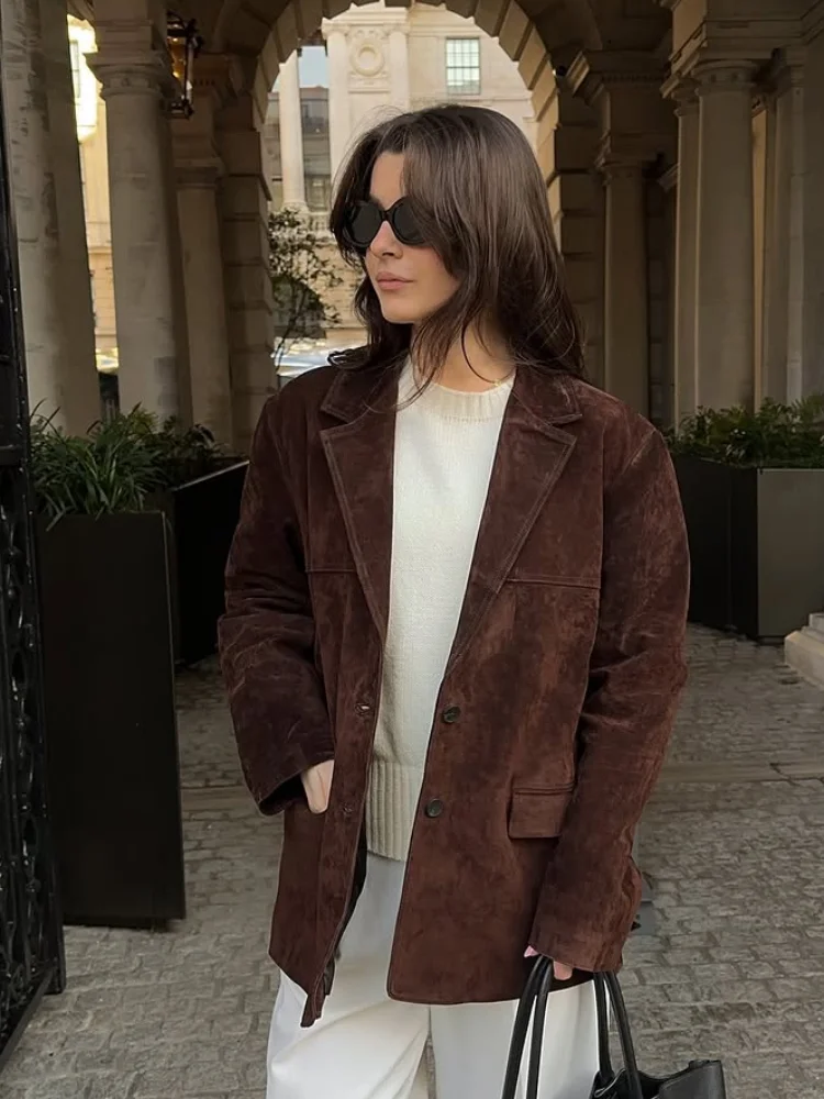 

2025Винтажная коричневая замшевая куртка для женщин, однобортный отложной воротник