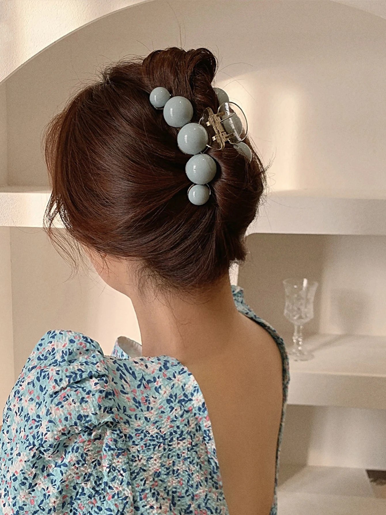 قطعة واحدة من مخالب شعر اللؤلؤ الأزرق البسيط للنساء والفتيات وإكسسوارات الشعر للحفلات #1