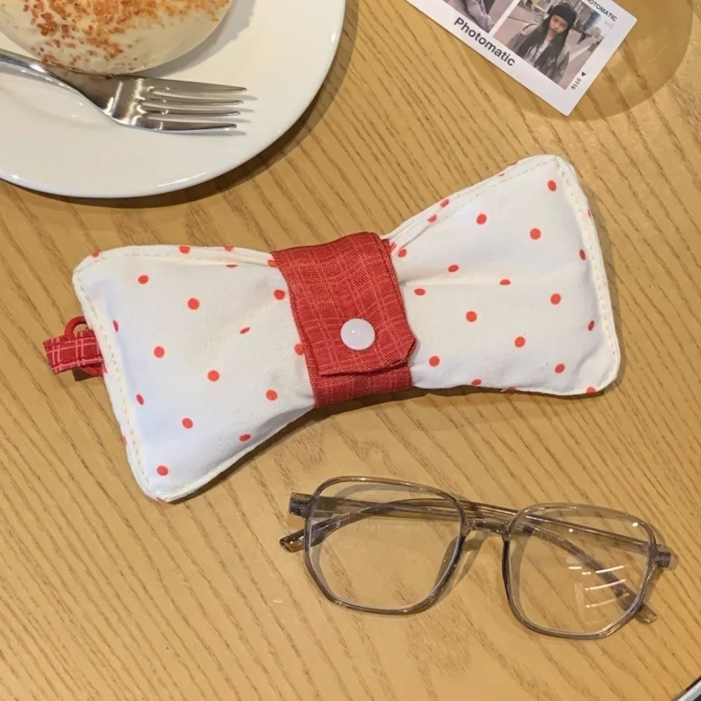 Bow Shape Wave Point Eyeglass Case Portable Anti-scratch Sunglasses Storage Bag Cotton Padded Snap-button Sunglasses Pouch