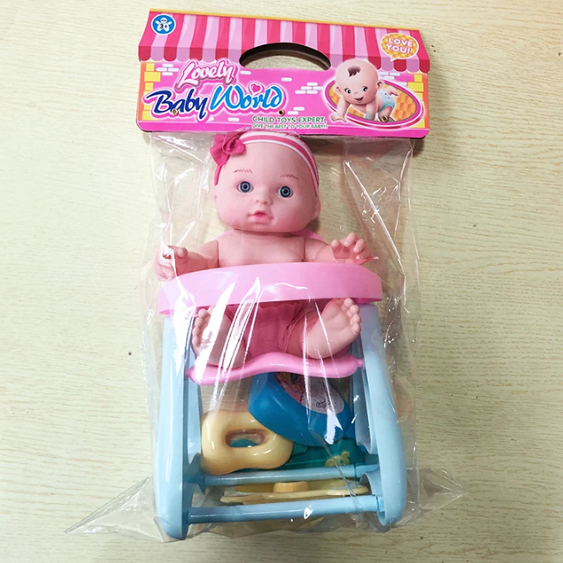 9 นิ้วตุ๊กตาเด็กที่สมจริงตุ๊กตาสาวที่ถอดออกได้ Headwear เก้าอี้ใหญ่ช้อนส้อมแชมพูนมขวด 6pcs ตุ๊กตาน่ารัก Playset