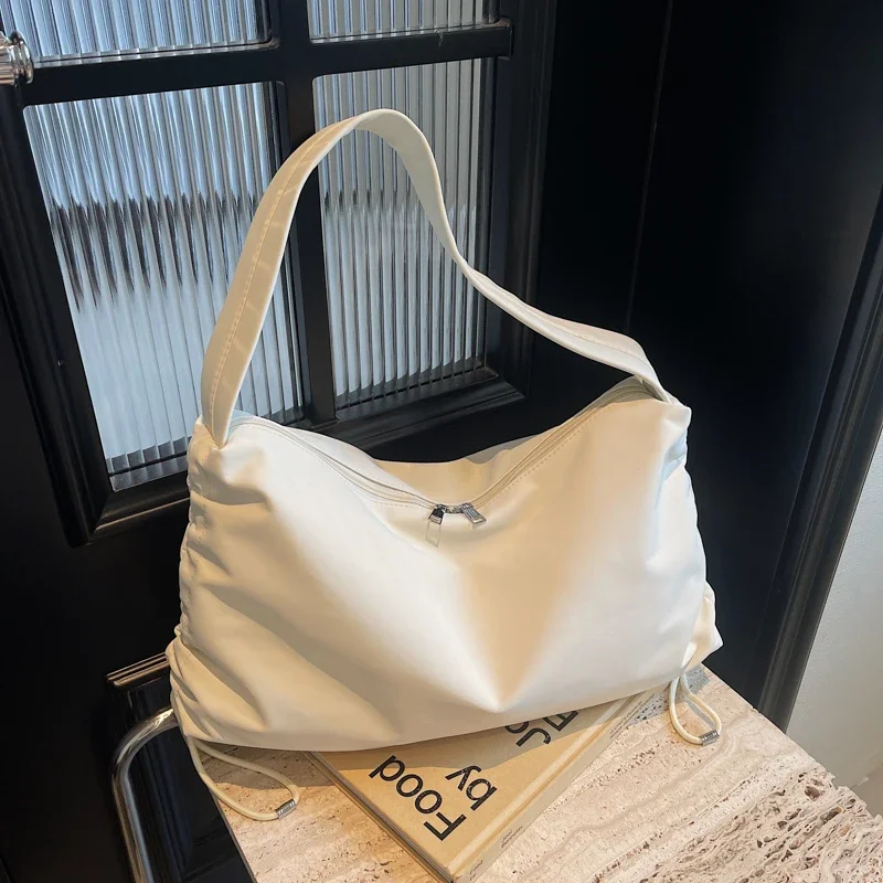 

Large Capacity Bag, Women's New Style, Simple and Versatile Single Shoulder Crossbody Bag, Textured for Class Commuting Tote Bag