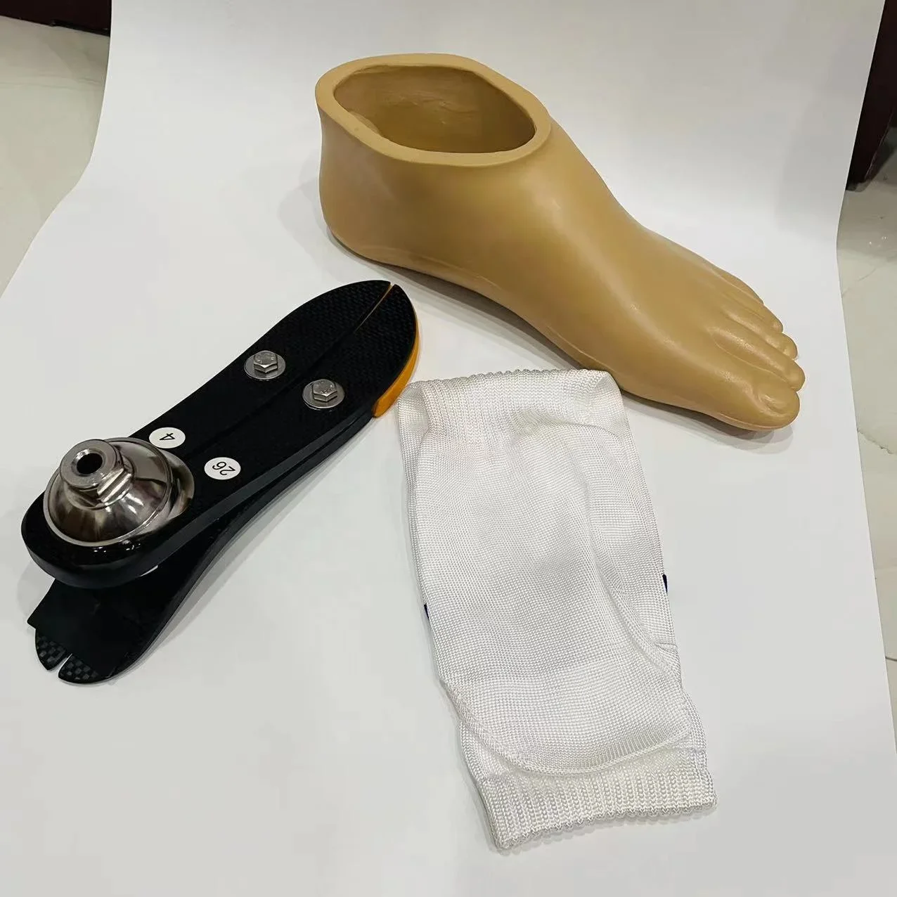 Foot Prosthesis Below Knee Prosthetic Leg Carbon Fiber Low Ankle Artificial Foot Prosthetic Foot with cover