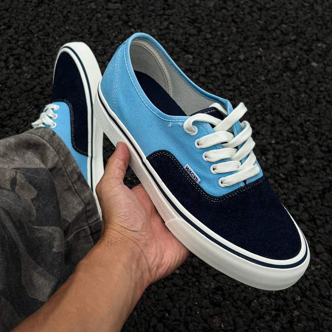 Lake Blue & Navy Color Block Suede Low Top Sneakers Unisex Retro Casual Shoes Couple Trendy Skate Shoes for Students