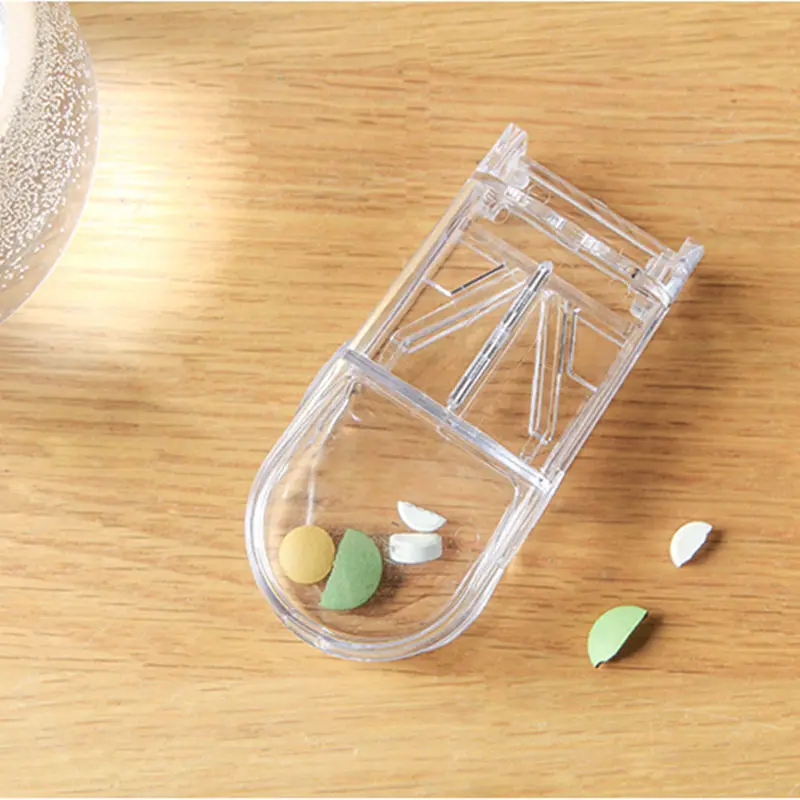 1Pcs/Set Pill Cutter Box Portable Plastic Drug Box Tablet Cutter Splitter Medicine Pill Holder Package Travel Pill Cutter Box