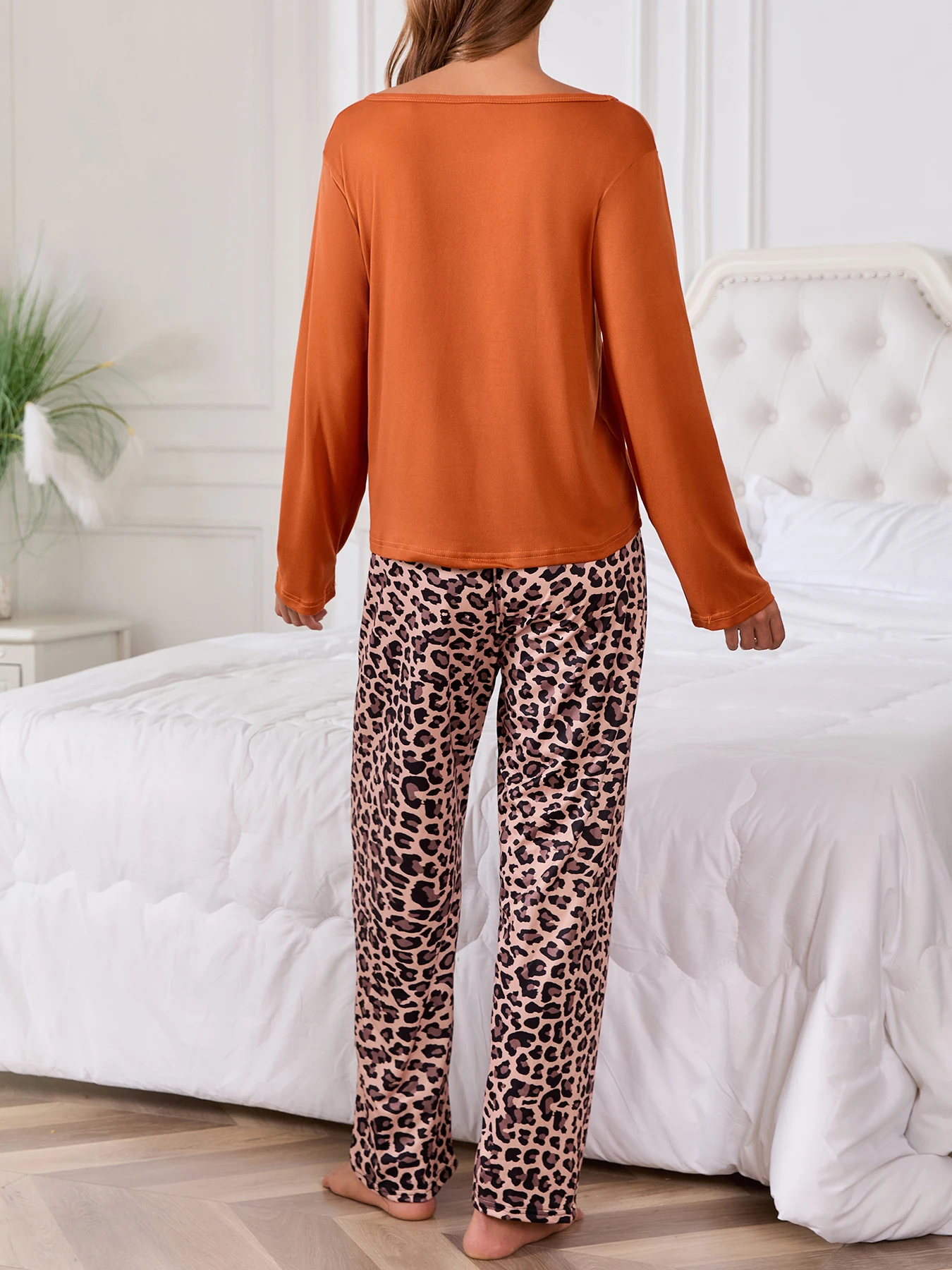 Primavera Estate Autunno Inverno Donna Stampa leopardata Bowknot Pantaloni a maniche lunghe Casual Homewear Set di 2 pezzi