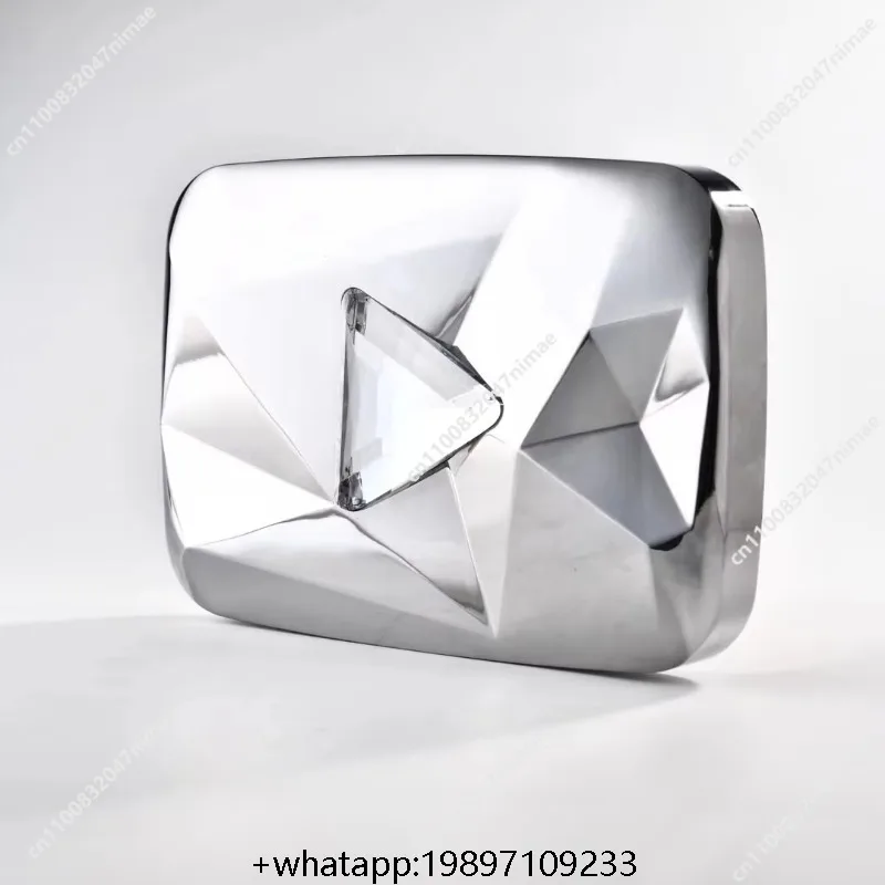 YouTube Diamond PLAY Button ダイヤモンド 盾 Diamond Play Button Buy: The Real Story Behind Owning Your YouTube