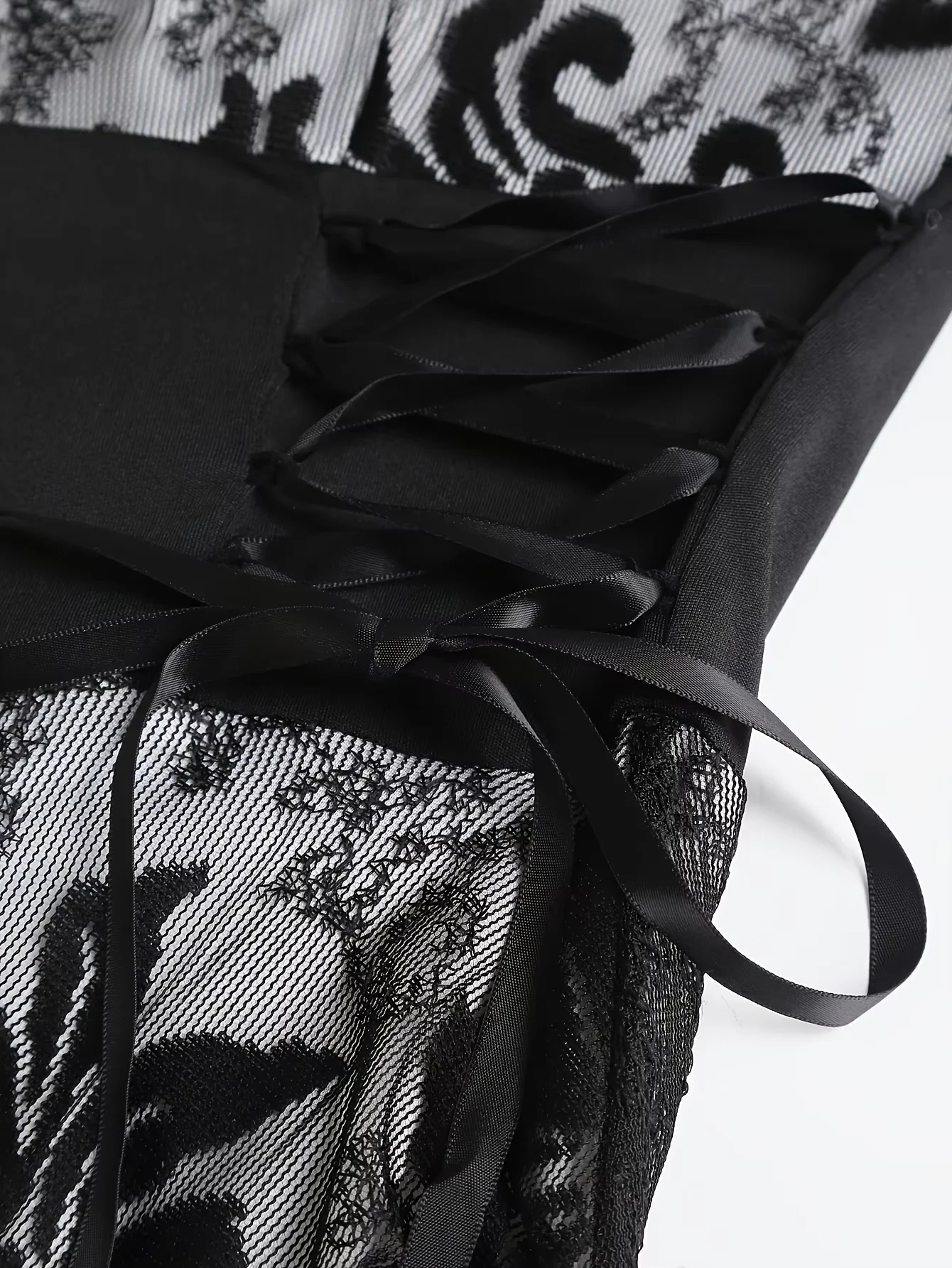 فستان نسائي كاجوال بمقاس كبير مع أشرطة رفيعة من الدانتيل، فستان عالي ومنخفض بحاشية زهرية، فستان صيفي للحفلات