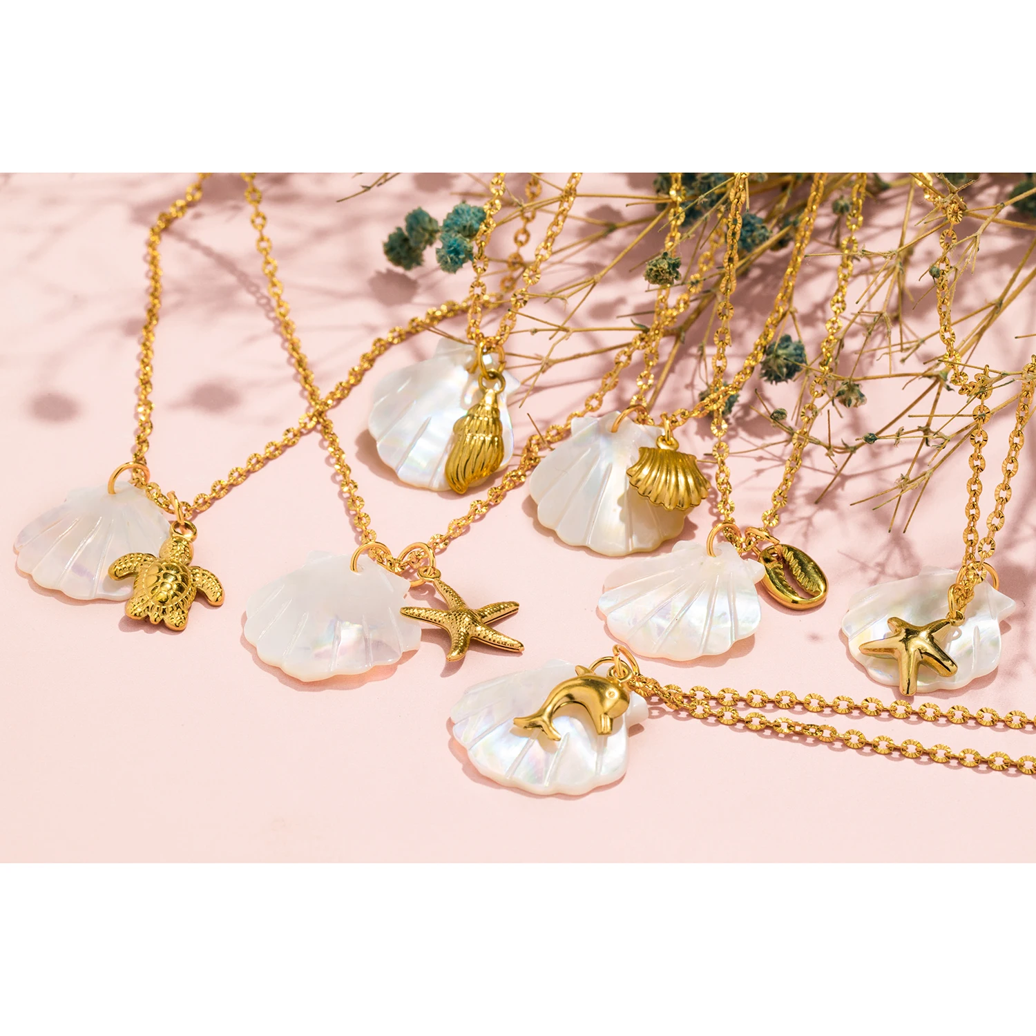 UHBINYCA Shell and Marine Life Pendant To Necklace Ladies, Summer Beach Leisure Style Stainless Steel Jewelry