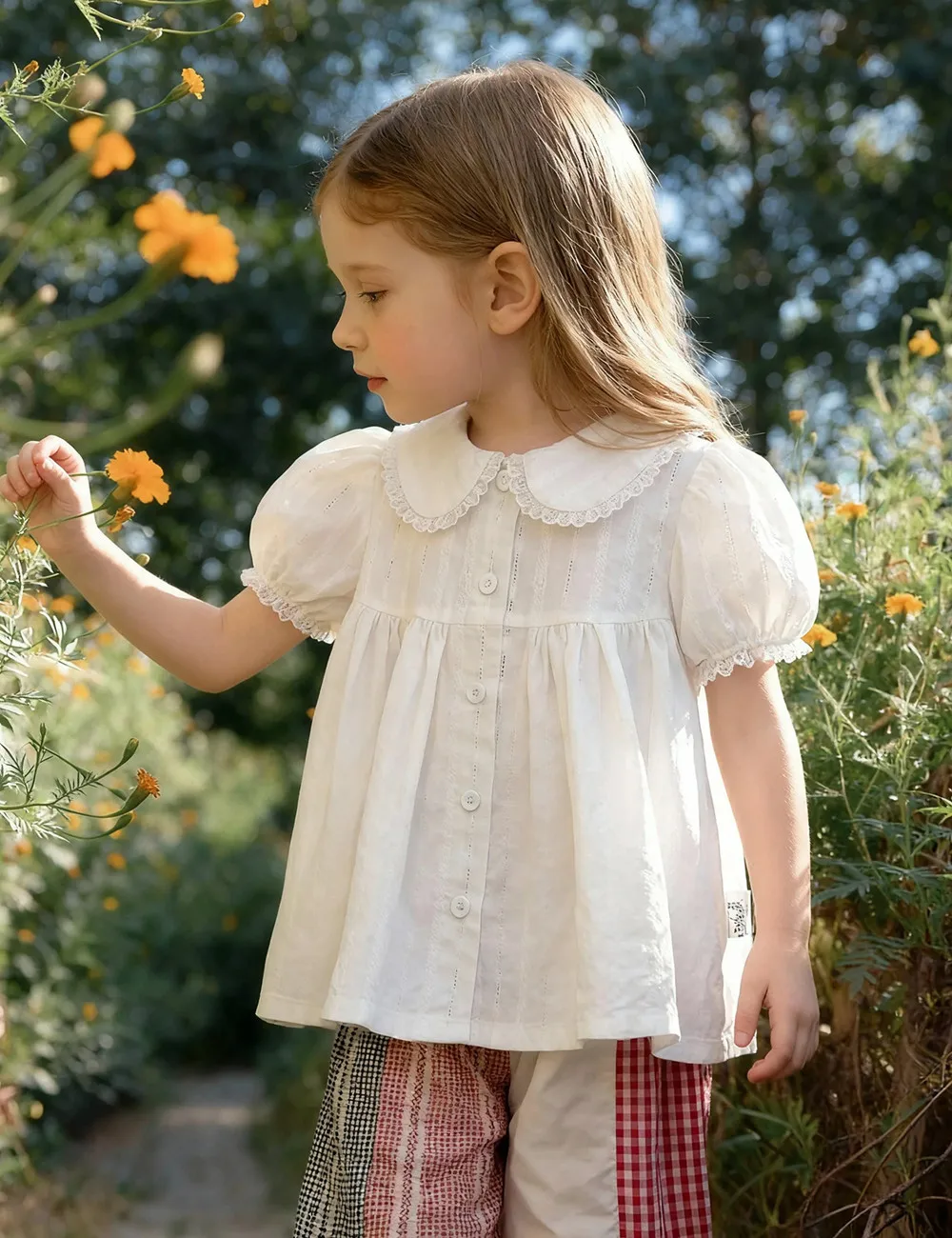 

Summer sweet girls' tops baby doll top Girls' white lace-spliced shirt baby blouse Simple princess top