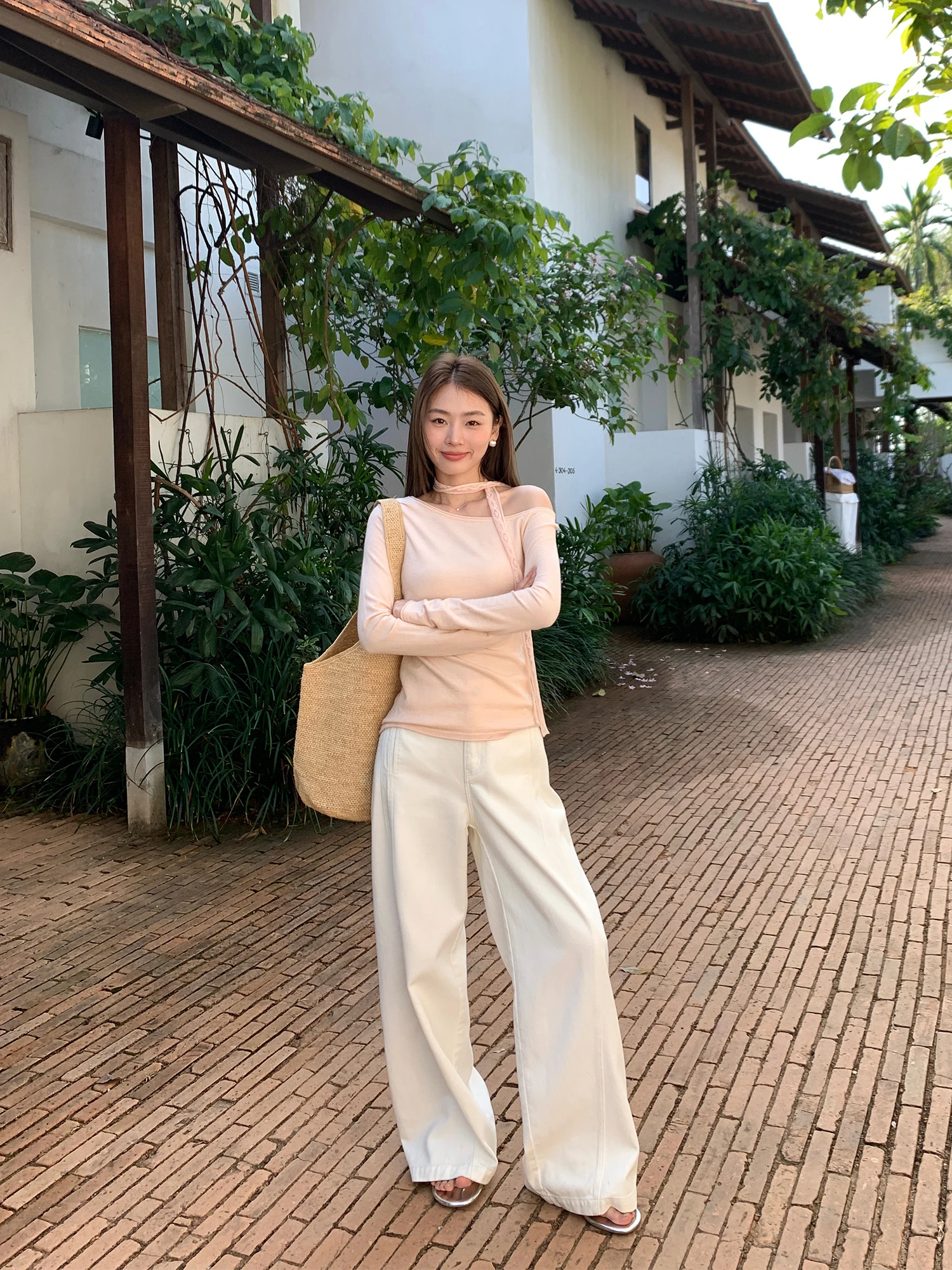 

Женские широкие джинсы Pusumede, деконструированный дизайн с разрезом, длинные брюки с низкой талией, весенняя мода, повседневный свободный крой, китайский бренд