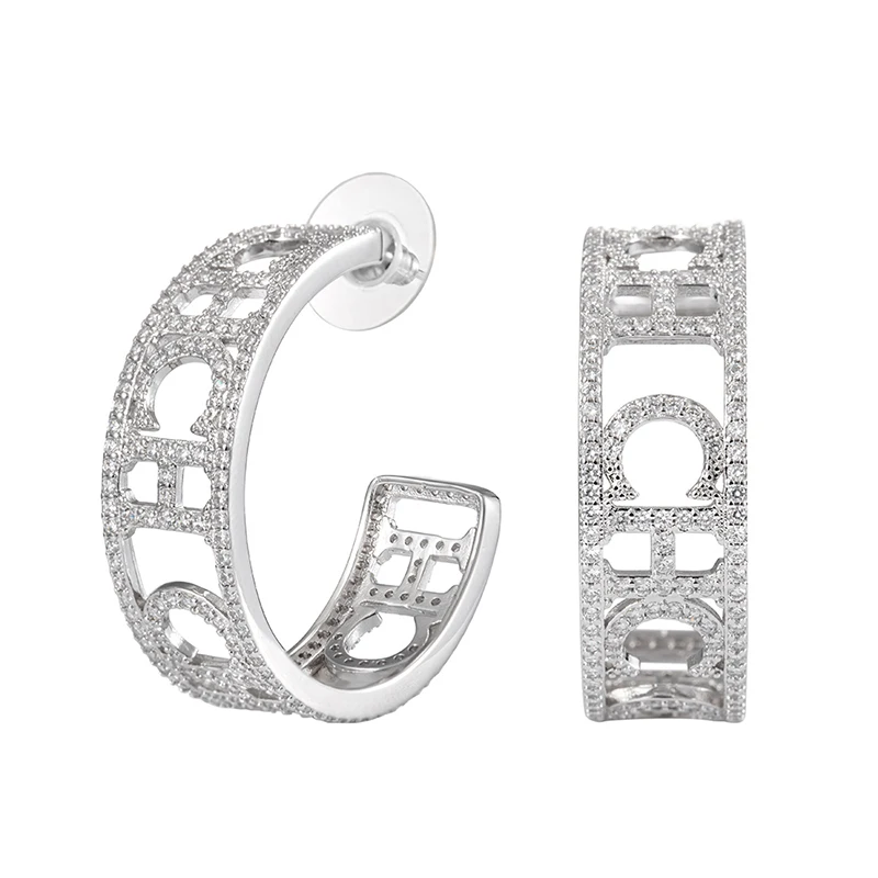 أقراط مجوفة على شكل CH C مرصعة بالزركون بالكامل باللون الذهبي والفضي وتصميم عتيق فاخر للحفلات اليومية