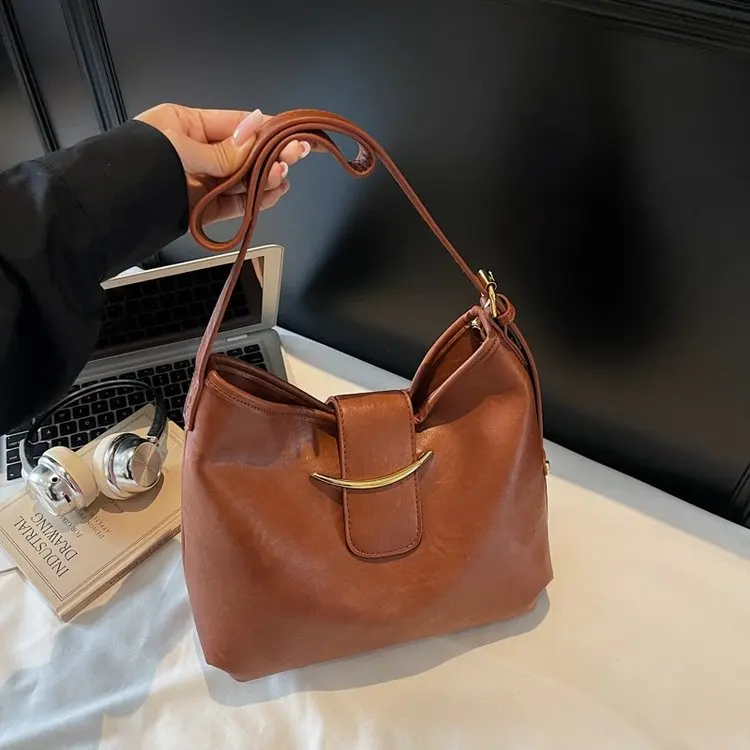 

Модная винтажная женская сумка-кроссбоди 2026 года: элегантная маленькая сумочка для работы и повседневного использования, на плечо