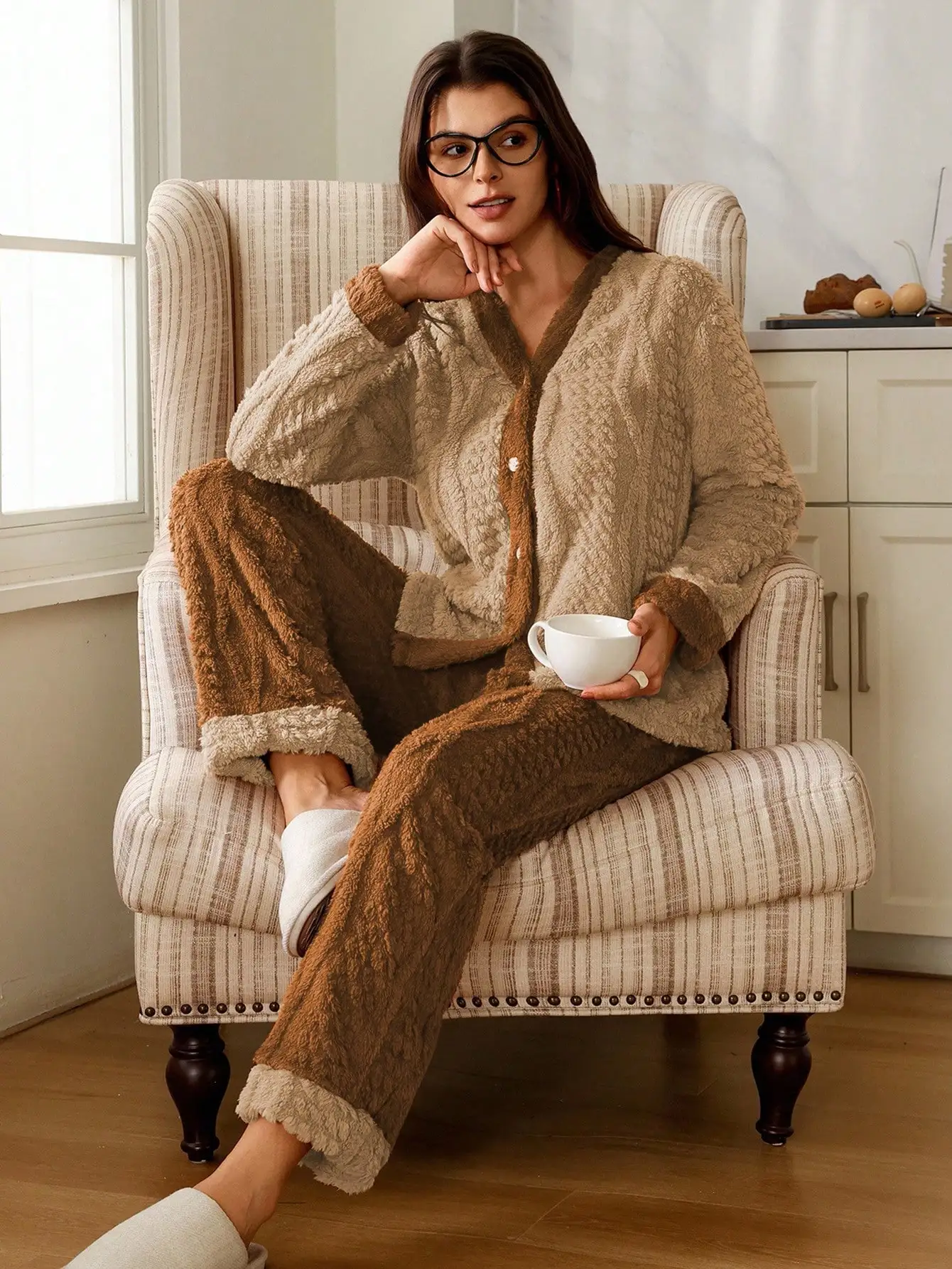 

Plush Jacquard Colorblock Open Front Long Sleeve Pajama Set for Women