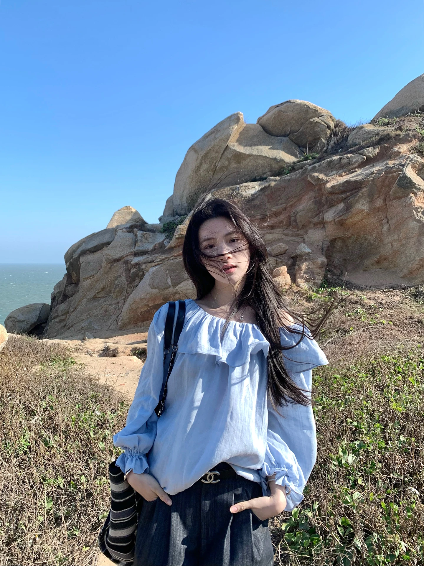 

Повседневная синяя блузка на одно плечо с воротником-рюшем и драпировкой Byeleone, женская, свободного кроя, с длинным рукавом, дышащая