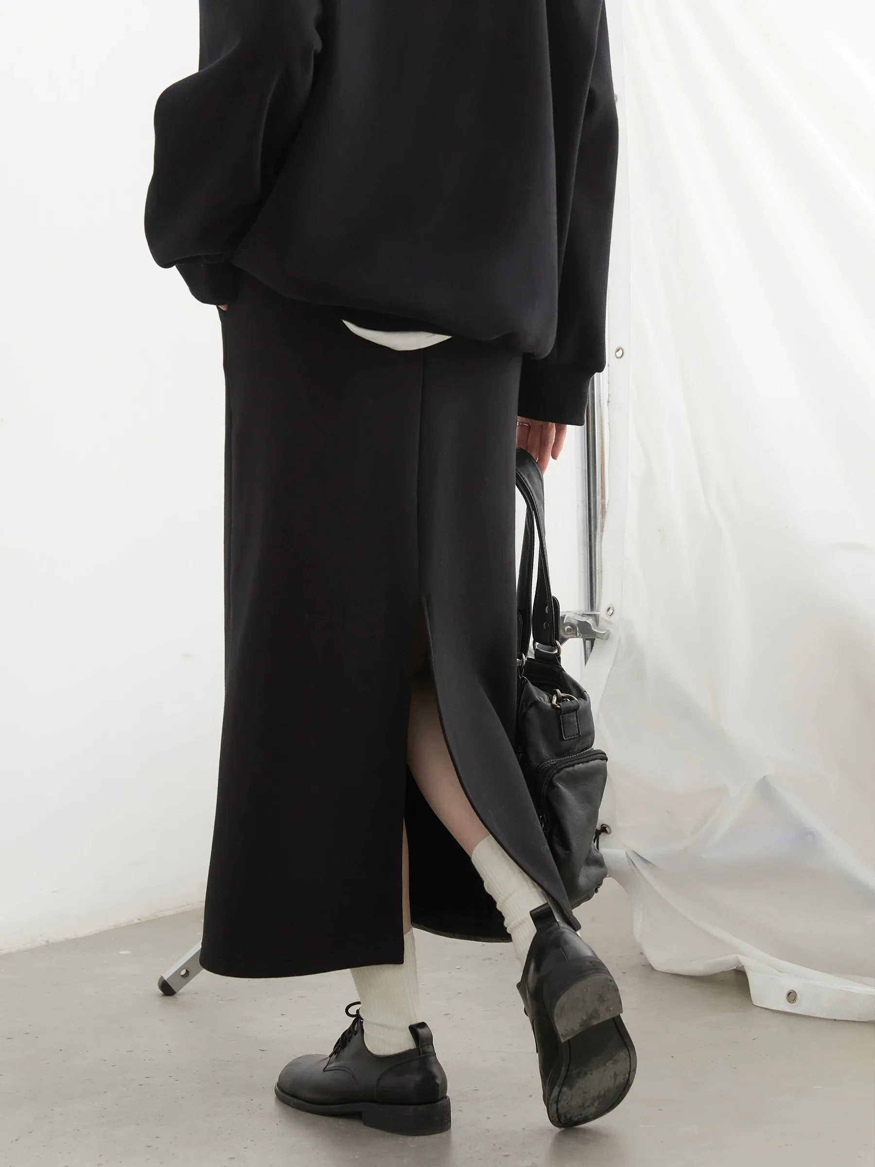 CHIC VEN Women Skirts Solid Loose High Waist New Elastic Waistband Drawstring Velvet Split Long Skirt Autumn Winter 2024