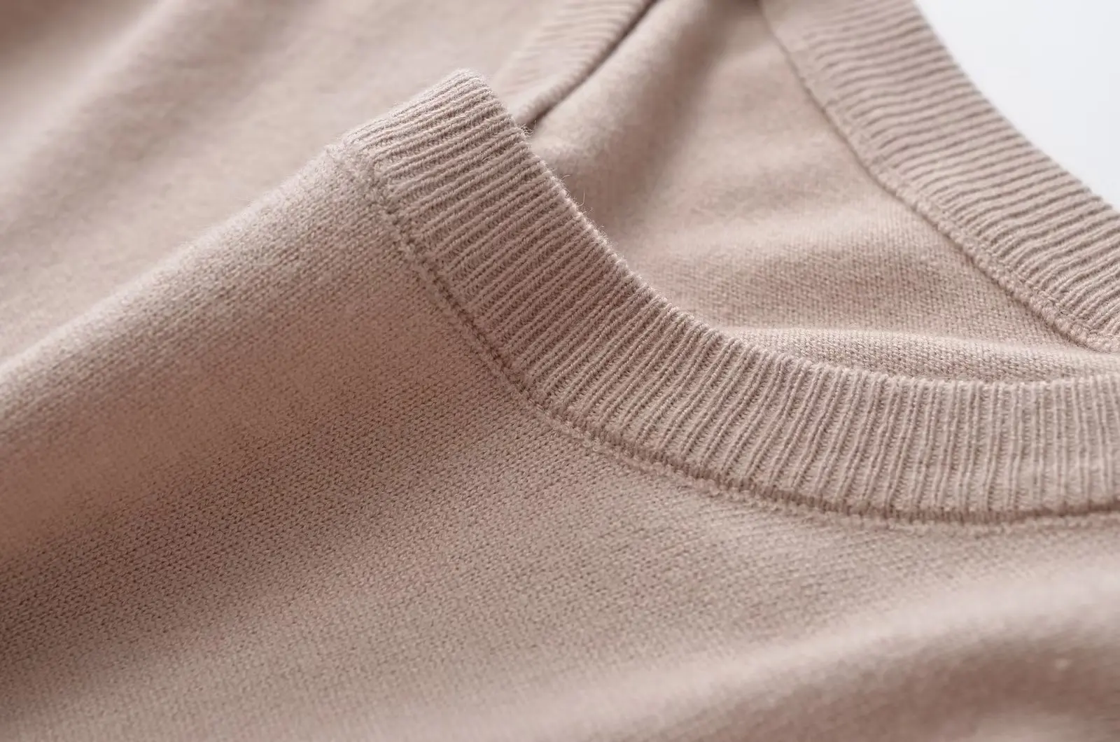 Withered Autumn Sweaters Japanese Simple Basic Knitwear Shirt Round Neck Solid Color Long Sleeve T-shirt Women