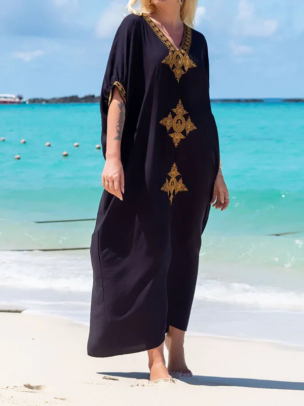 

Ladies' Embroidered Loose Beach Cover irt Vaion Casual Svel Top Women's Summer Faion Outerwear