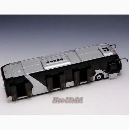 1/42 For Yutong Bus AB14E Airport shuttle bus Model Diecast Toys Kids Boys Birthday Gifts Hobby Display Simulation Collection