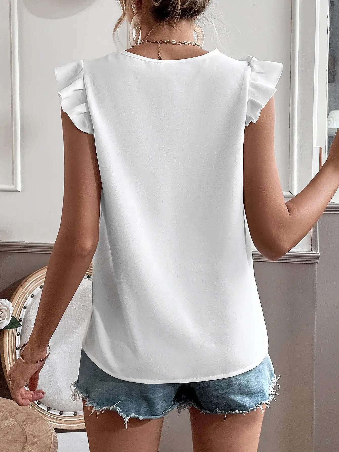 2024 New Fashionable Women\'s Shirt with Lotus Leaf SleevesElegant and Young Fashion Style, Available in Multiple Colors