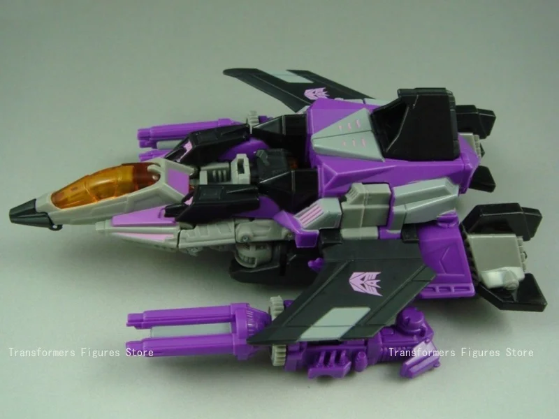 In Stock Hasbro Transformers G Series 30th Anniversary D Class Skywarp Action Figure Anime Movable Robot Model Collectible Gifts