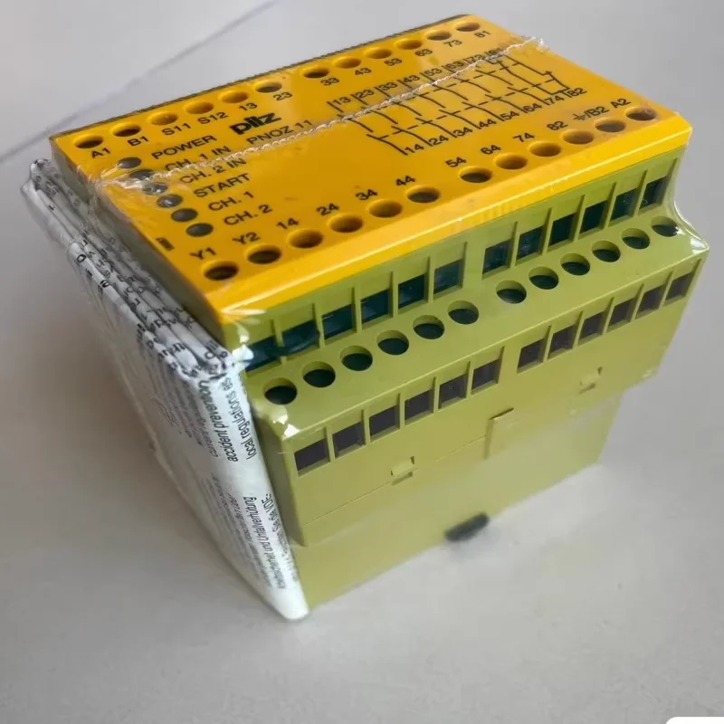 

Free Shipping 774080 774086 774085 774083 PILZ Safety Relay Module Original New