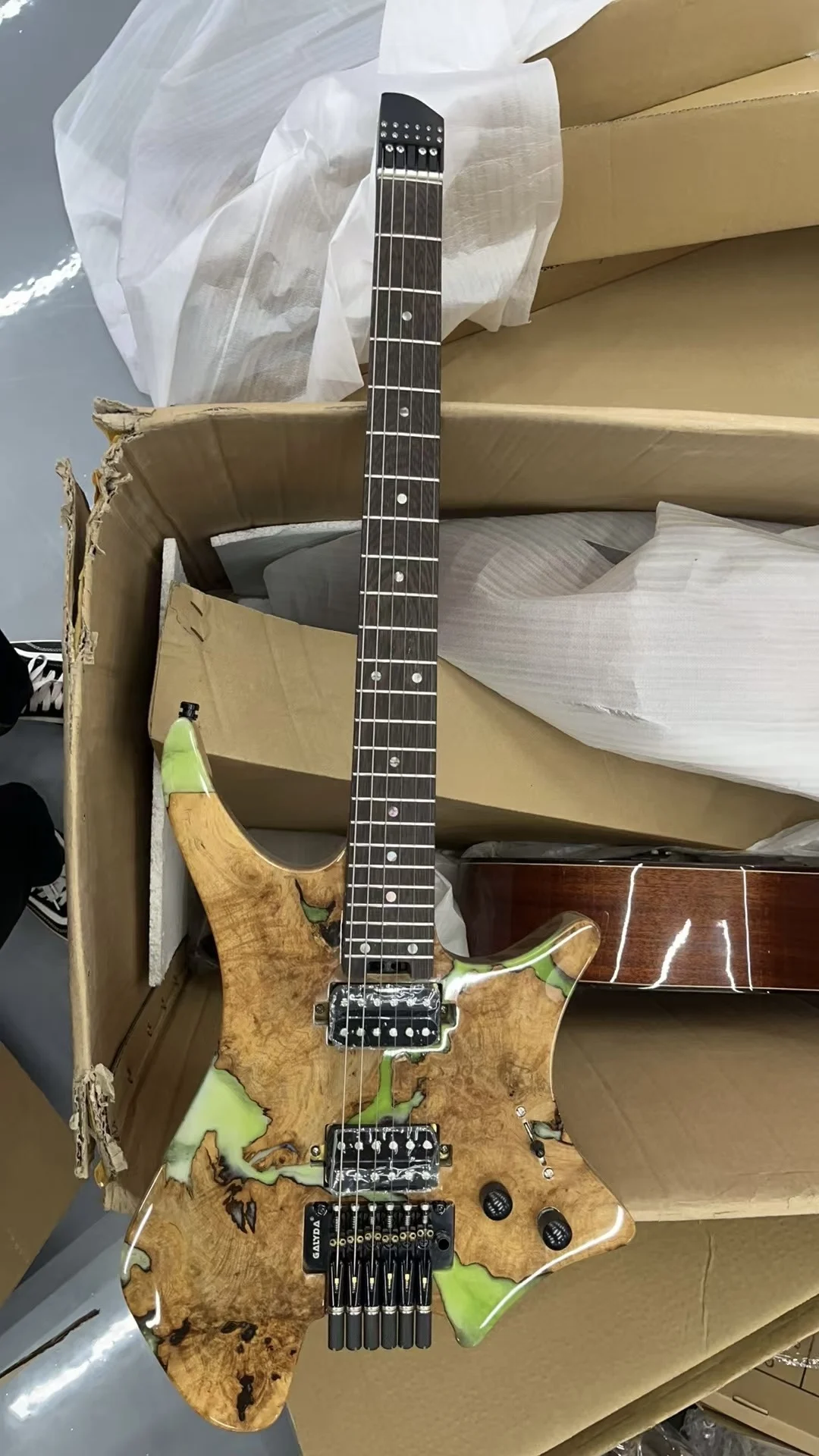 High-end Headless Electric Guitar Instruments Rock Instruments & Accessories String Instruments