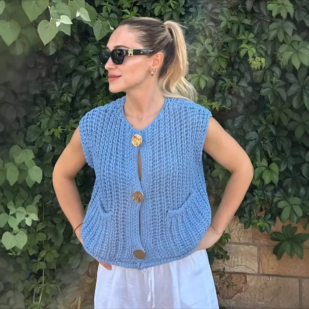 

Women's Summer Thick Needle Knitted Vest Street Fashion New Arrival from European And American by
