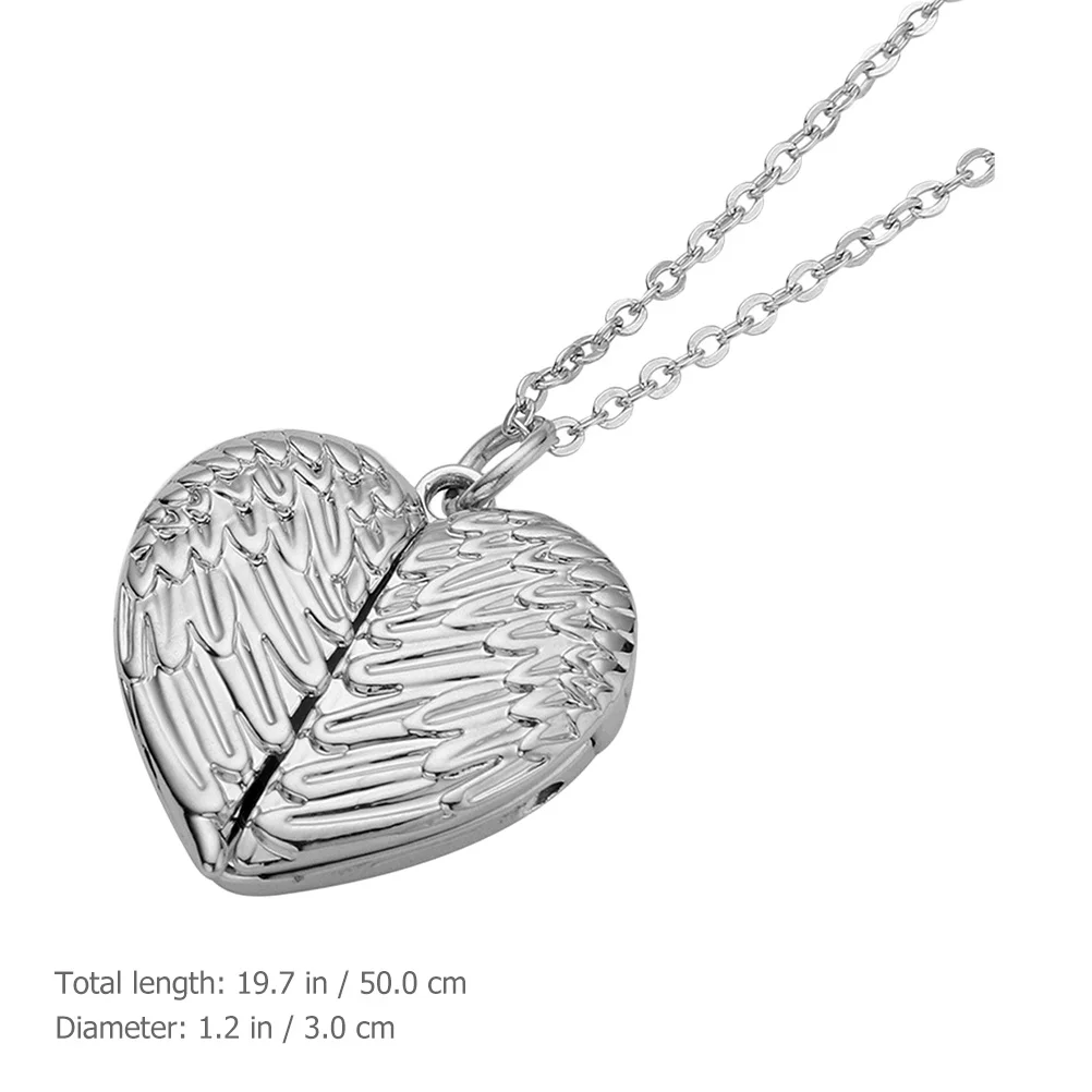 

Heart Locket Necklace Personalized Photo Holder Charm Fine Craftsmanship for Women Gift Idea Valentine Birthday Festival Party