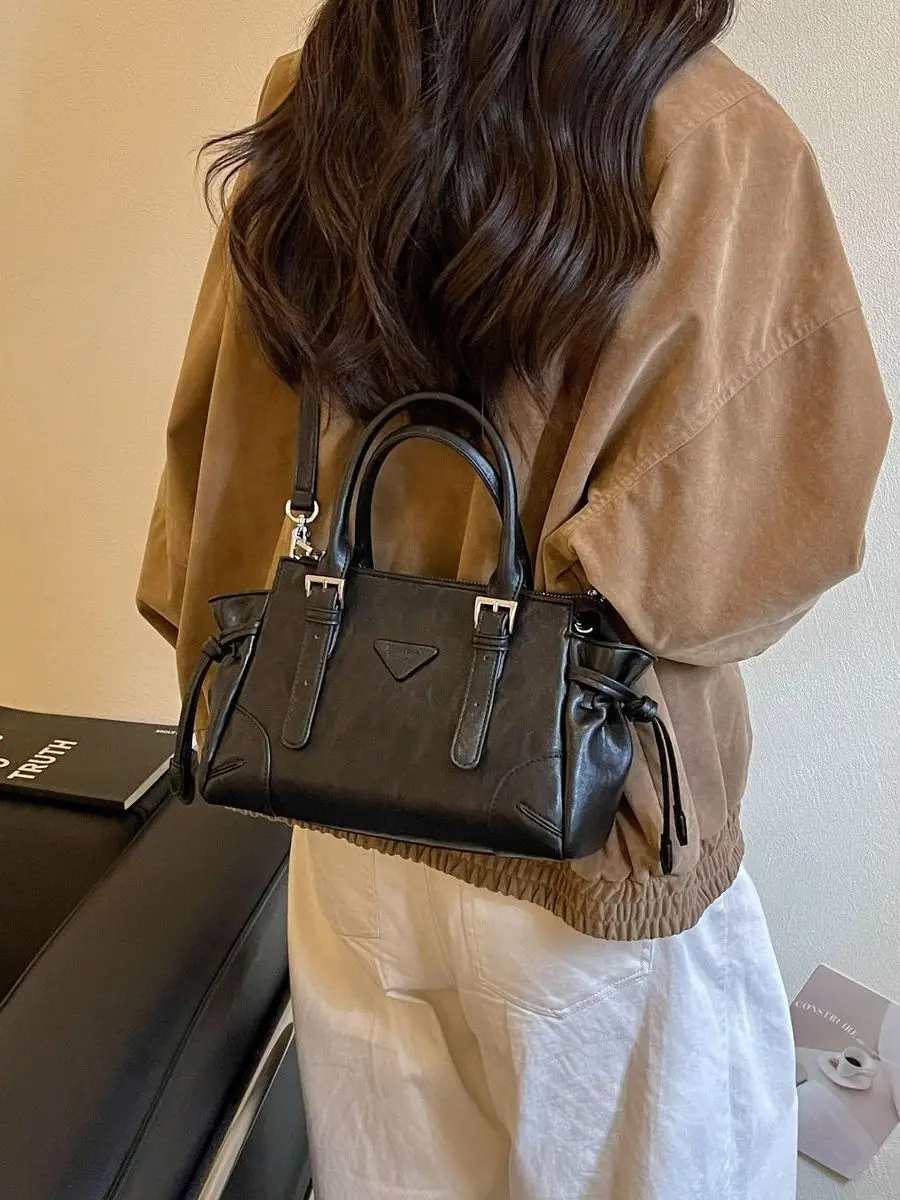 bolso-de-mano-retro-y-versatil-de-moda-para-mujer-2026-nuevo-casual-para-ir-al-trabajo-de-gran-capacidad-de-un-solo-hombro-cruzado-pequeno-cuadrado