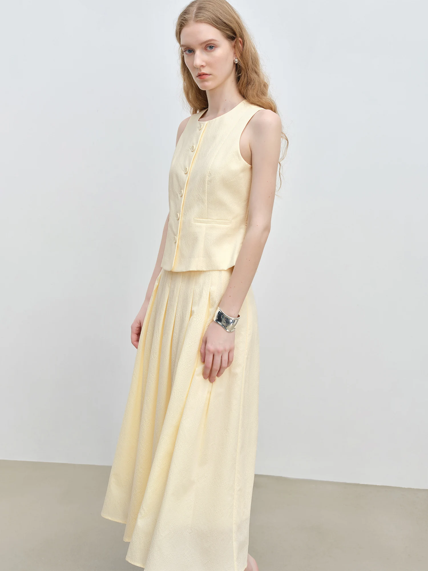 ZIQIAO Petite Women's Old Money Style Vest and Pleated Skirt Set - Summer 2025 New Arrival Formal Outfit 25ZQ92261+25ZQ92262