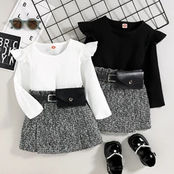 2PCS Autumn New Style 1-5 Year Old Girl Baby Trend Fashionable Round Neck Two-Color Pit Strip + Black And White Plaid Skirt Suit