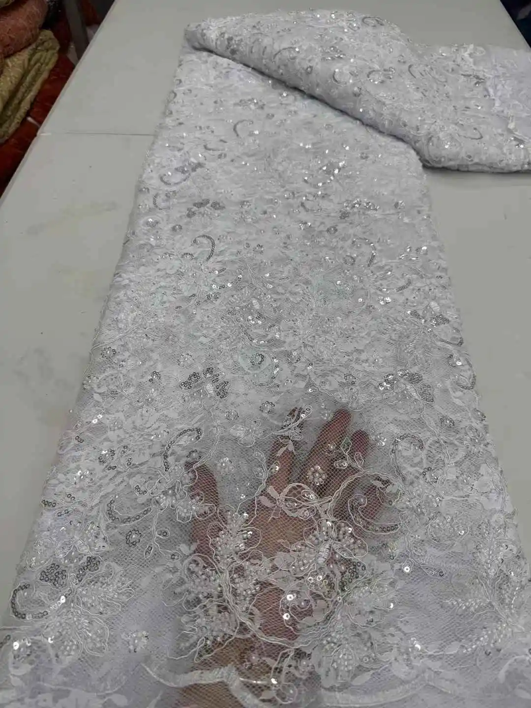 

Роскошная кружевная ткань для женских платьев, элегантная тюлевая кружевная ткань с блестками и бисером, мягкая и удобная DXW25062501