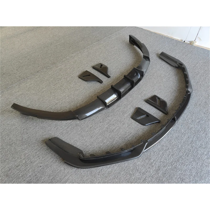 

Комплект обвеса из настоящего карбона X-Style: передний спойлер и задний диффузор для Porsche 911 992